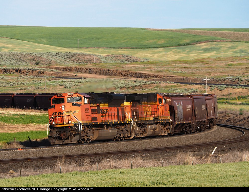 BNSF 9328